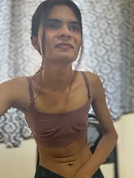 Enna Zarza  online show from July 2026 06:40:02 AM