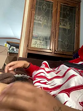 Snapshot of ivogih chatting on December 2025 07:43:01 PM ivogih online show from December 2025 07:43:01 PM