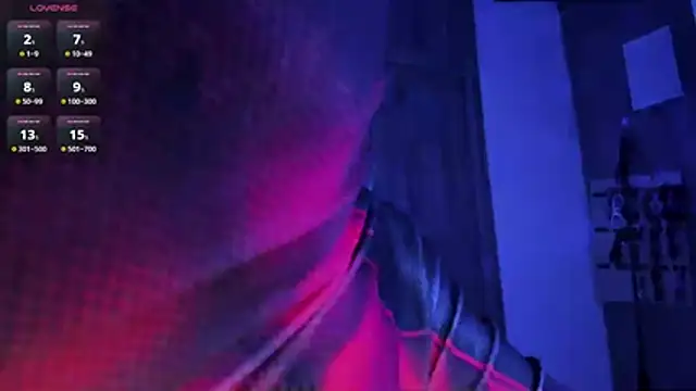 Snapshot of Henophiid chatting on October 2025 01:27:02 AM Henophiid online show from October 2025 01:27:02 AM