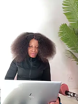 Thando04 online show from April 2026 01:56:02 PM