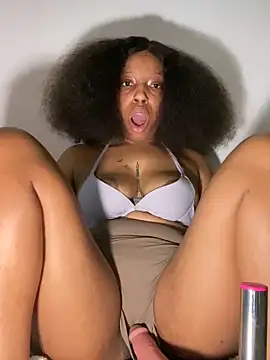 Thando04 online show from April 2026 05:16:02 PM