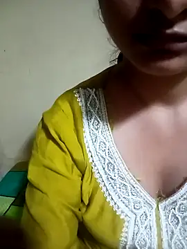 Snapshot of Piya_Ji chatting on May 2026 04:04:02 PM Piya Ji online show from May 2026 04:04:02 PM