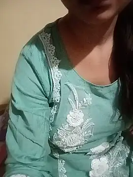 Snapshot of Piya_Ji chatting on June 2026 06:00:01 AM Piya Ji online show from June 2026 06:00:01 AM