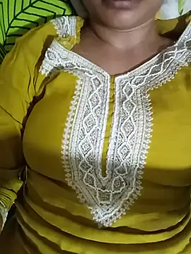 Snapshot of Piya_Ji chatting on July 2026 02:42:02 AM Piya Ji online show from July 2026 02:42:02 AM