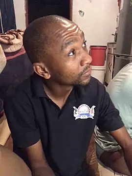 MKbesxxx online show from April 2026 09:30:02 PM