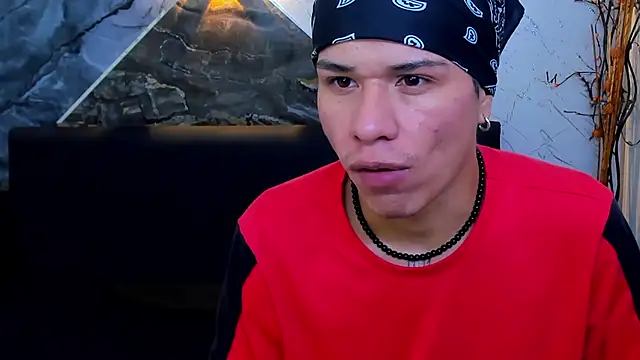 anyelo waller online show from December 2024 08:26:02 PM