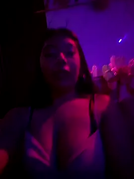 Snapshot of PaulaOrtiz_1 chatting on November 2025 01:53:01 AM PaulaOrtiz 1 online show from November 2025 01:53:01 AM