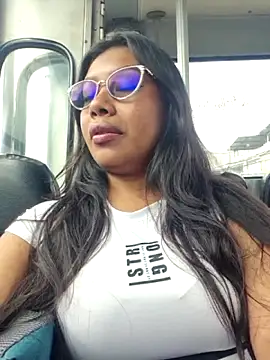 Snapshot of PaulaOrtiz_1 chatting on December 2025 04:12:02 PM PaulaOrtiz 1 online show from December 2025 04:12:02 PM