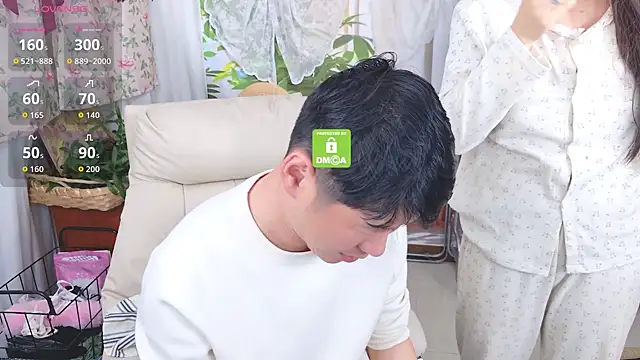 Snapshot of xiaotiantian-76 chatting on May 2026 12:57:01 PM xiaotiantian-76 online show from May 2026 12:57:01 PM