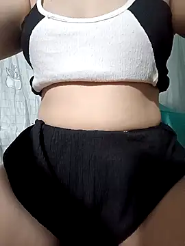 Snapshot of feng-a chatting on January 2025 01:40:02 PM feng-a online show from January 2025 01:40:02 PM