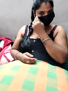 shamritha99 online show from September 2025 04:10:02 PM