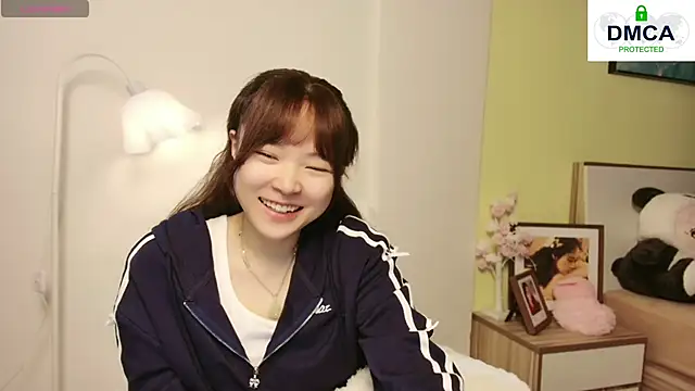 Snapshot of Chenjing0 chatting on February 2025 07:48:01 AM Chenjing0 online show from February 2025 07:48:01 AM