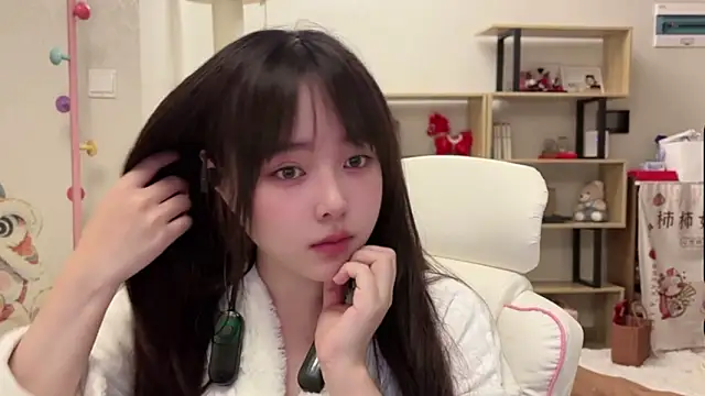 Chenjing0 online show from March 2026 12:55:01 PM