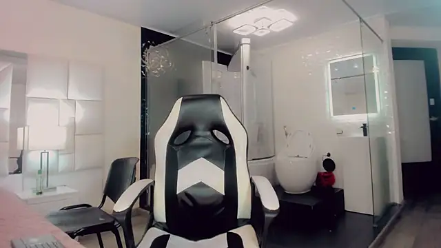 Snapshot of Gisele_fox chatting on March 2025 01:42:02 AM Gisele fox online show from March 2025 01:42:02 AM