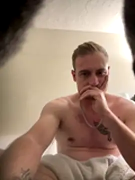 Golden Alex online show from December 2025 01:05:02 PM