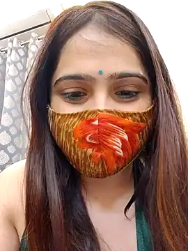 shreya1765 online show from November 2025 01:19:02 AM