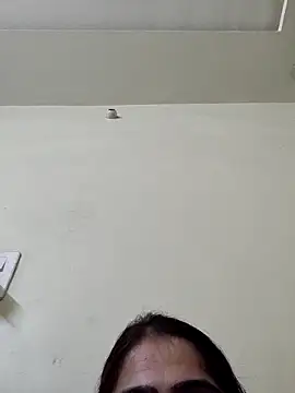 shreya1765 online show from February 2026 03:07:01 PM