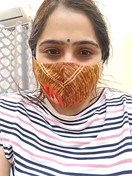 shreya1765 online show from February 2026 12:17:02 PM