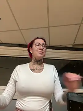 Snapshot of Mia-Fuchs chatting on March 2026 08:00:01 PM Mia-Fuchs online show from March 2026 08:00:01 PM