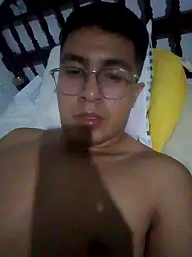 Snapshot of RODRI_POLLADURA chatting on January 2025 05:13:01 AM RODRI POLLADURA online show from January 2025 05:13:01 AM