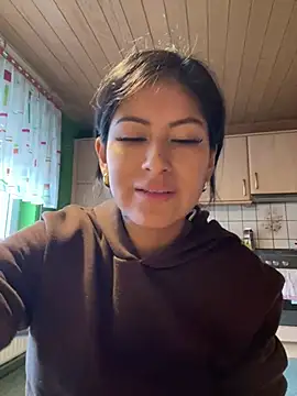 Snapshot of QueenFernanda chatting on February 2025 10:15:02 AM QueenFernanda online show from February 2025 10:15:02 AM