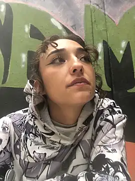 NickiYoung online show from February 2025 03:40:01 PM