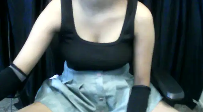 Snapshot of hot-niti chatting on February 2025 09:44:02 PM hot-niti online show from February 2025 09:44:02 PM