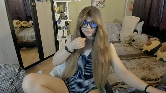 Snapshot of alexiamaleax chatting on May 2026 04:10:02 AM alexiamaleax online show from May 2026 04:10:02 AM