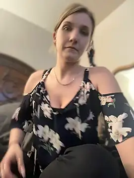 Kitty DaCocks online show from April 2026 10:42:02 PM