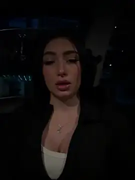 Maddy Jones online show from March 2026 03:41:02 AM