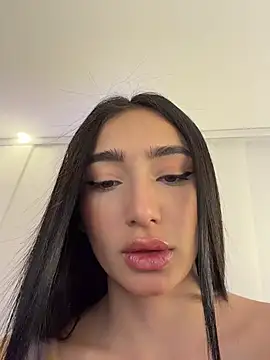 Maddy Jones online show from July 2026 02:59:02 AM