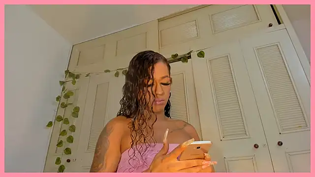 Snapshot of Kenny_Town chatting on September 2025 06:15:01 AM Kenny Town online show from September 2025 06:15:01 AM