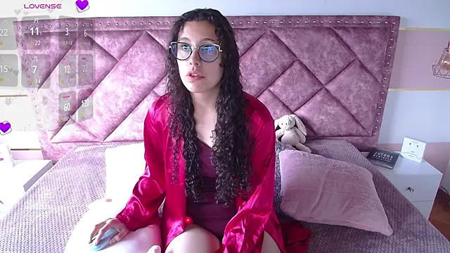 Snapshot of Charlotte__Miller chatting on March 2025 11:33:01 AM Charlotte Miller online show from March 2025 11:33:01 AM