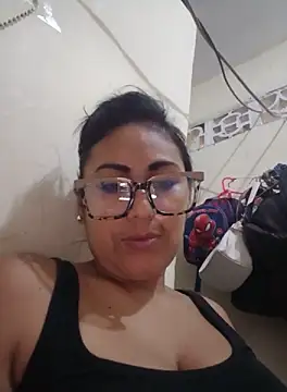 Snapshot of acuarela chatting on September 2025 01:33:02 AM acuarela online show from September 2025 01:33:02 AM