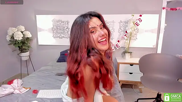 Snapshot of iriis_rosse chatting on February 2025 12:15:02 AM iriis rosse online show from February 2025 12:15:02 AM