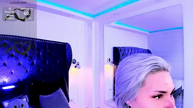 Snapshot of jinxv_nuss chatting on November 2025 10:37:02 AM jinxv nuss online show from November 2025 10:37:02 AM