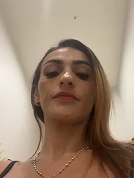 Samantha bigboobs online show from December 2025 07:55:01 PM