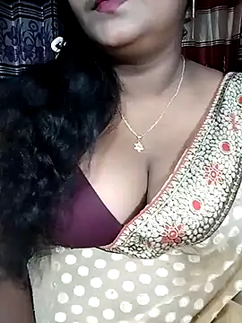 YERY HOT online show from November 2025 05:59:01 PM