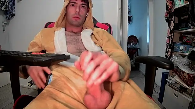 onesieboyx online show from October 2025 02:18:02 PM