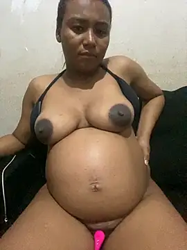 Snapshot of Mariaapimentinha chatting on October 2025 01:53:02 AM Mariaapimentinha online show from October 2025 01:53:02 AM