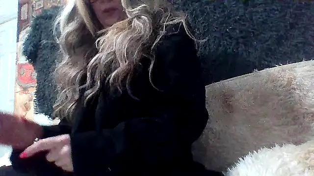 Snapshot of ImogenBrooke chatting on January 2025 01:19:01 AM ImogenBrooke online show from January 2025 01:19:01 AM