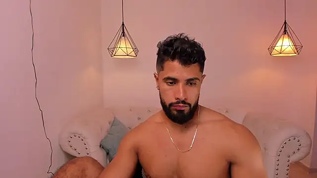 Santiago huntt online show from December 2024 12:56:01 AM