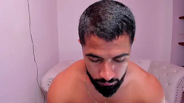 Santiago huntt online show from January 2025 12:26:02 PM