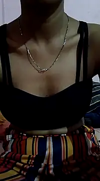 Snapshot of Barbie_183 chatting on February 2025 06:20:02 PM Barbie 183 online show from February 2025 06:20:02 PM