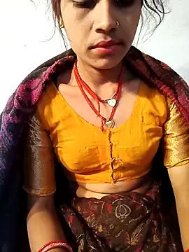 Snapshot of Amaya_Bajwa chatting on February 2025 08:47:02 PM Amaya Bajwa online show from February 2025 08:47:02 PM