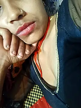 Snapshot of Amaya_Bajwa chatting on February 2025 10:40:01 PM Amaya Bajwa online show from February 2025 10:40:01 PM