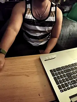 pitorico bb online show from April 2026 12:05:01 AM