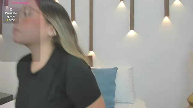 antonella cutie  online show from February 2025 12:00:01 PM