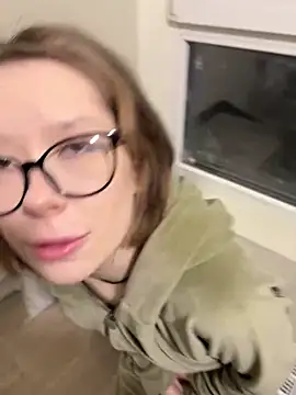 Snapshot of Alexandria_Balenciaga chatting on March 2025 10:44:01 PM Alexandria Balenciaga online show from March 2025 10:44:01 PM