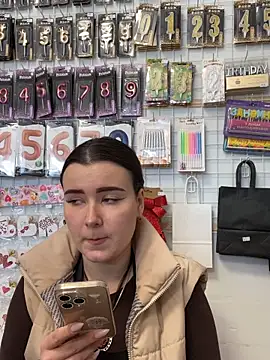 mewKate online show from April 2026 08:09:02 AM